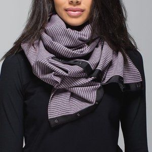 Lululemon Vinyasa Scarf